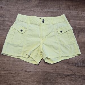 Y2K Bailey's Point Yellow Women's Cargo Shorts Mid Rise Size 9